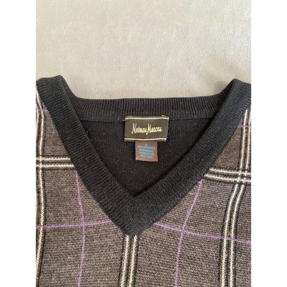 Neiman Marcus Mens Plaid Wool Sweater - Picture 3 of 7
